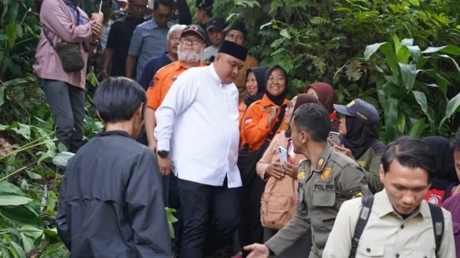 Rudy Susmanto kunjungi lokasi musibah di Ciomas