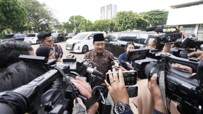 Menteri Sosial Gus Ipul bicara pencabutan hak penerima bansos
