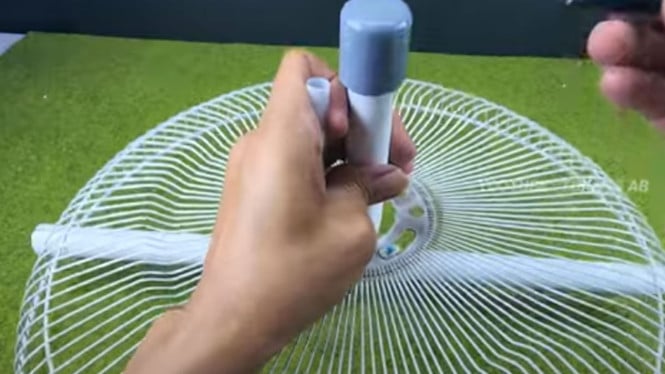 cara ubah penutup kipas angin jadi hanger jemuran