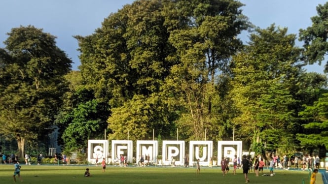Taman Sempur sebagai salah satu lokasi olahraga outdoor di Bogor