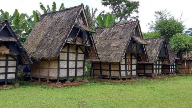 Kampung Budaya Sindang Barang