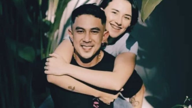 Dahlia Pohan dan Fandy Cristian