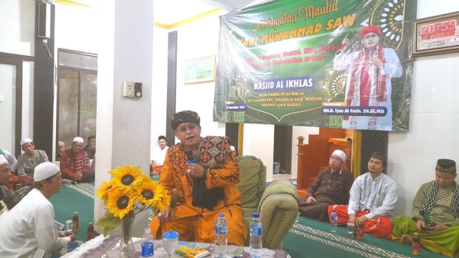 KH. R. Iyan Al Fatih