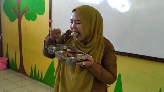 Yuyun Guru SDN Cimande 2 Kabupaten Bogor