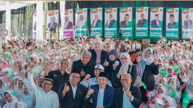Walikota Bogor menghadiri acara Pekan Ta'aruf UIKA Bogor 2025