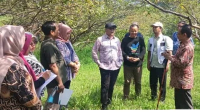 Survei lapangan calon lokasi Unit Sekolan Baru (USB)