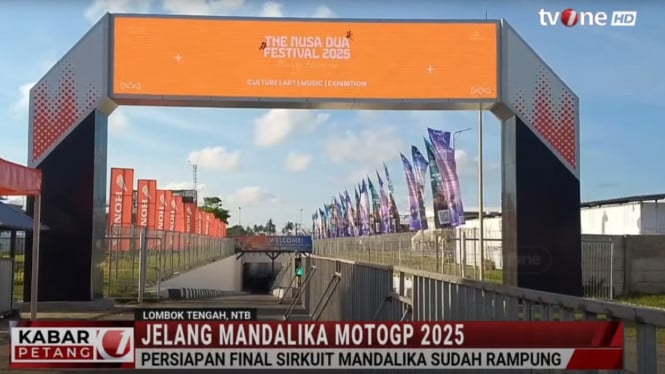 Suasana persiapan Sirkuit Mandalika jelang MotoGP 2025