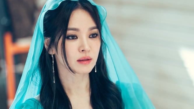 Aktris Song Hye Kyo Jadi Jin Cantik