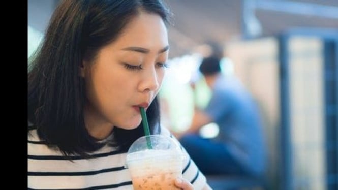 Es Kopi Lawan Franchise Besar dengan Rasa Asli Nusantara
