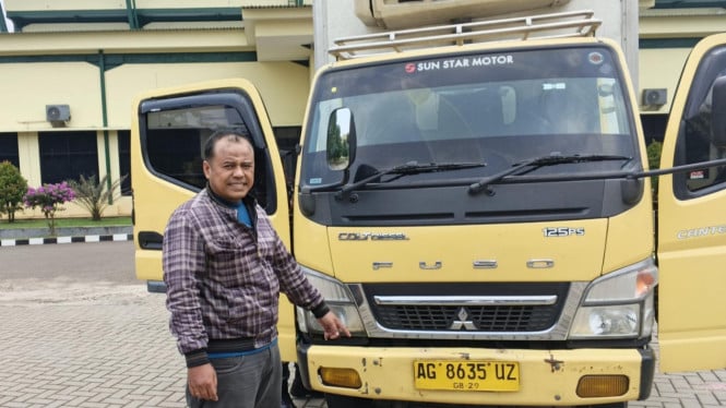 Warga Rumpin Temukan Mobil Truk Box Tanpa Sopir