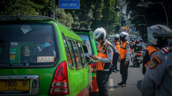 Ilustrasi Angkot Kota Bogor