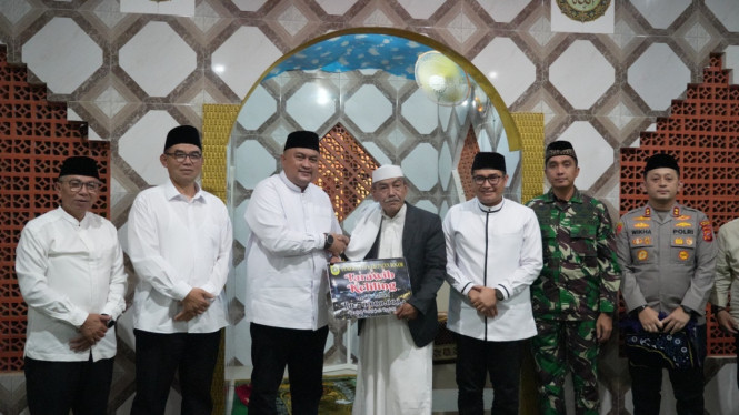 Pemkab Bogor dan Forkopimda tarling di Babakan Madang
