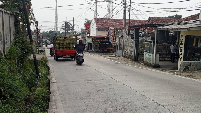 Jalan Sempit dan Bus Wisata Picu Kemacetan di Tamansari, Warga Minta Solusi Permanen