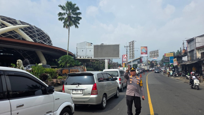 Libur Sekolah 2026, Jalur Alternatif Puncak Jadi Favorit Wisatawan, Polisi Minta Pengendara Utamakan Keselamatan