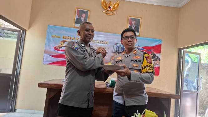HUT Bhayangkara ke-80, Enam Personel Polsek Ciomas Naik Pangkat, Kapolsek: Ini Amanah yang Harus Dijaga