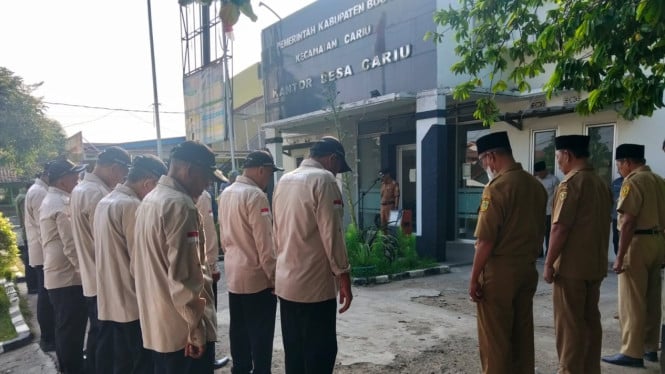 Kades Cariu Tekankan Jiwa Korsa Saat Apel Pagi, Percepatan Program Desa Jadi Prioritas