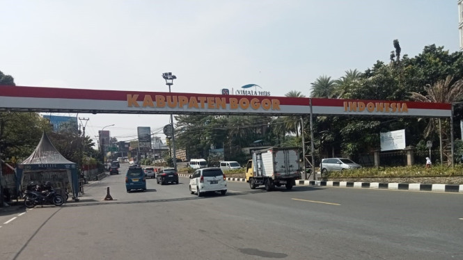 Arus Lalu Lintas Jalur Puncak
