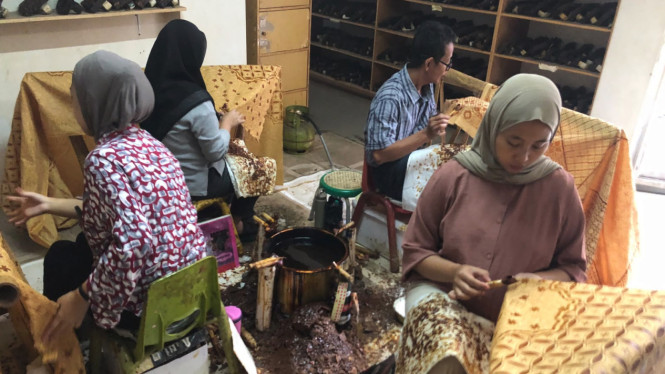 Rumah Batik Komar