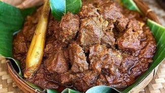 WOW, 8 Kali berturut Turut, Ternyata Rendang jadi Makanan Terenak di Dunia Lo