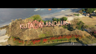 Pesona Eksotis Pantai Legendaris, Kuta Mandalika