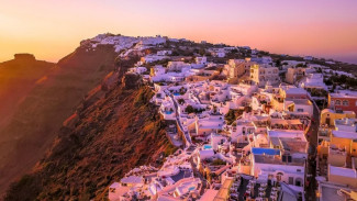 Santorini Si Pulau Romantis di Dunia Dari Yunani