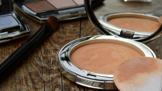 6 Tips Make Up Anti Longsor Natural Untuk Tampil Menawan Saat Lebaran