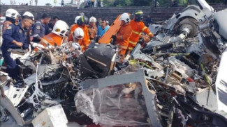 2 Helikopter Angkatan Laut Malaysia Tabrakan, 10 Orang Tewas