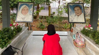 Cawagub Sumsel Riezky Aprilia Balik Kampung, Minta Restu Warga dan Ziarah Makam Zamzami Ahmad