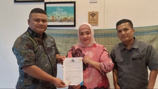 Arny Ternatani Gugat Iwan Sumule ke PN Jakpus, Ini Penyebabnya