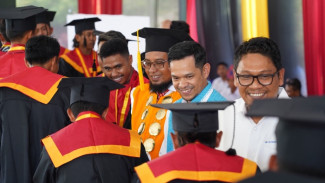 Program Beasiswa Pendidikan Dorong Anak Dompu Raih Prestasi Nasional dan Internasional