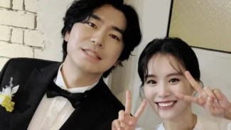 Lee Si Eon dan Seo Ji Seung Umumkan Kehamilan Anak Pertama Setelah Empat Tahun Menikah