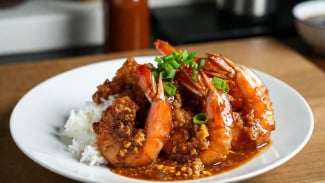 Resep Udang Goreng Saus Telur Asin Creamy ala Restoran yang Bikin Nagih
