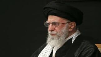 Ayatollah Ali Khamenei: Pemimpin Iran yang Tutup Usia di Tengah Serangan Udara AS dan Israel