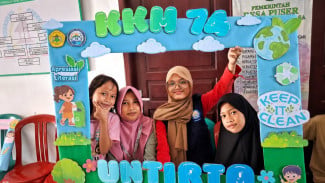 Ketika Selembar Kartu Membuka Pintu Dunia di Sudut Desa Puser