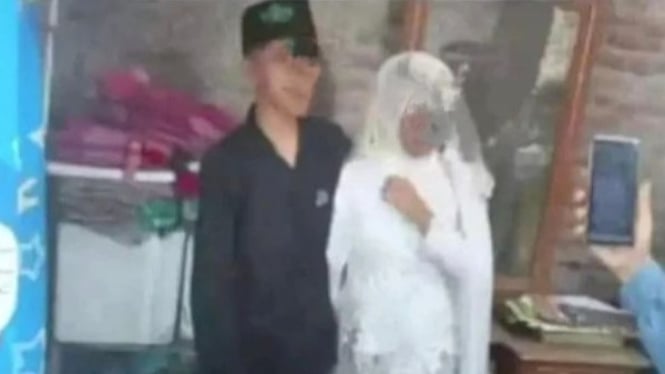 Viral pernikahan dini bocah SMP