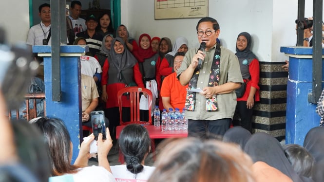 Pramono Anung saat menemui warga Penjaringan, Jakarta Utara