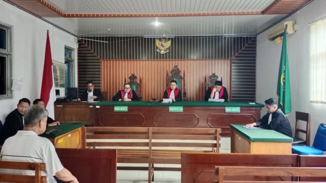 Sidang di Pengadilan Negeri Gunung Sugih