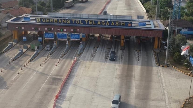 Gerbang Tol Telaga Asih