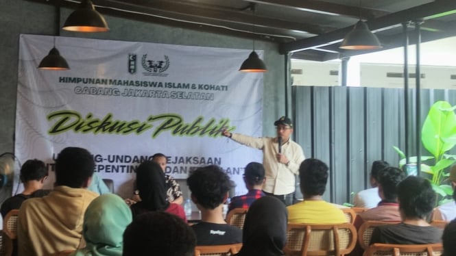 Diskusi bertajuk UU KEJAKSAAN: ANTARA KEPENTINGAN DAN KEADILAN