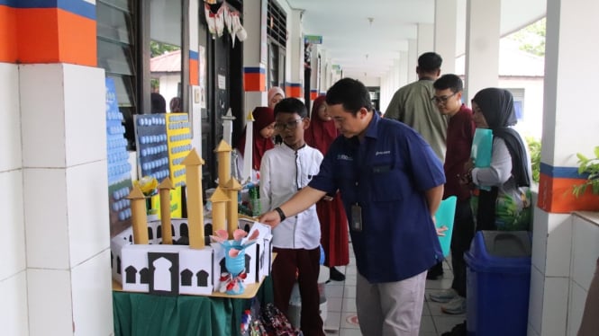 Lomba Hasil Karya Daur Ulang Sampah (Recycle)