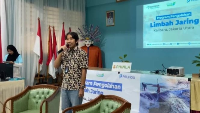 Program edukasi bertema ghost net di SMP Kalibaru