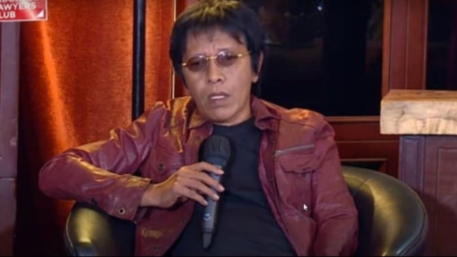 Adian Napitupulu
