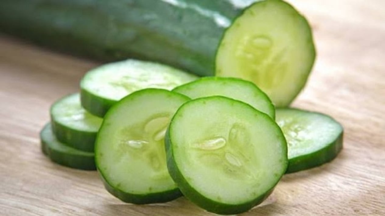 Foto 5 Manfaat Buah Timun untuk Kesehatan : Dari Menghidrasi Tubuh ...