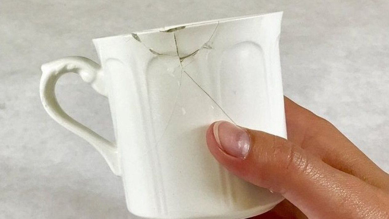 Tips Memperbaiki Gelas Pecah
