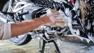 Bikin Motor Kusam Kinclong Seperti Baru Lagi? Coba Cara Racikan 3 Bahan Murah Ini!