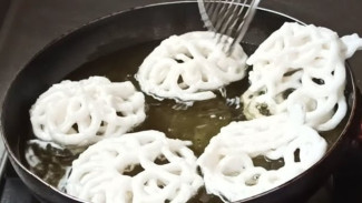 Cara Mudah Bikin Kerupuk Mawar Mekar Sempurna Seperti di Warung Favorit