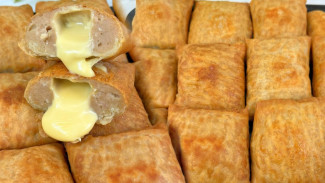 Rahasia Membuat Dimsum Goreng Keju Viral, Dijamin Lumer dan Super Enak