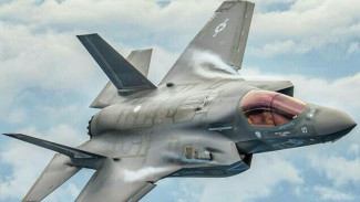 Harganya Bikin Melongo Sampai Ratusan Miliar, Ini 7 Jet Tempur Tercanggih yang Bikin Musuh Gemetar