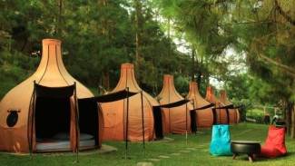 The Lodge Maribaya, Inovasi Wisata dengan Pemandangan Hutan Pinus di Bandung!
