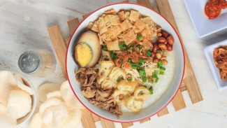 Bubur Odeon Sensasi Sarapan Bubur Ayam dengan Topping Terpisah, Dijamin Bikin Nagih!